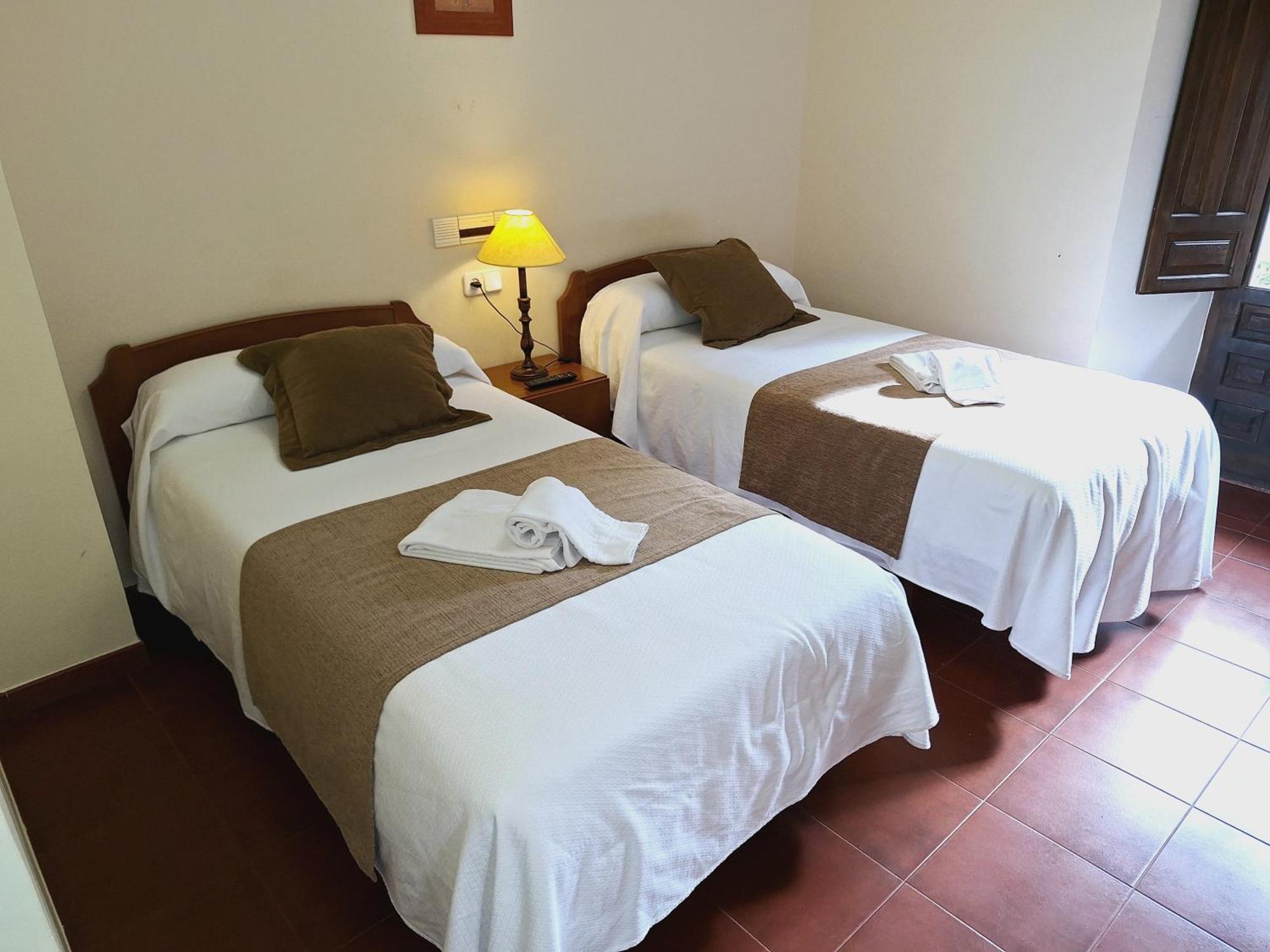 Hostal Rio Duero Molinos de Duero Eksteriør billede